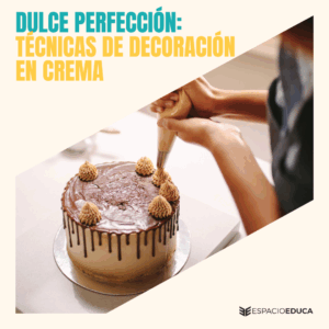 Dulce Perfección: Técnica de decoración en crema